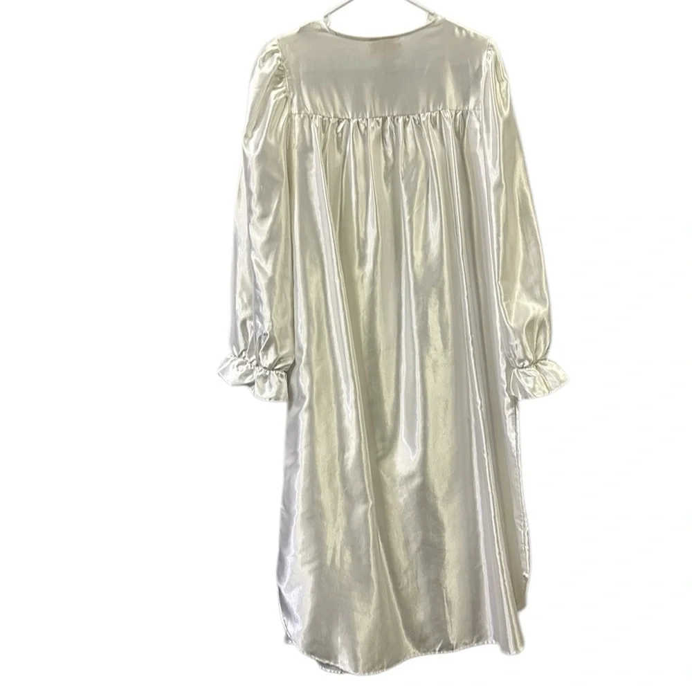 Aria White Satin Long Soft Lined Embroidered Modest House Dress Womens Medium